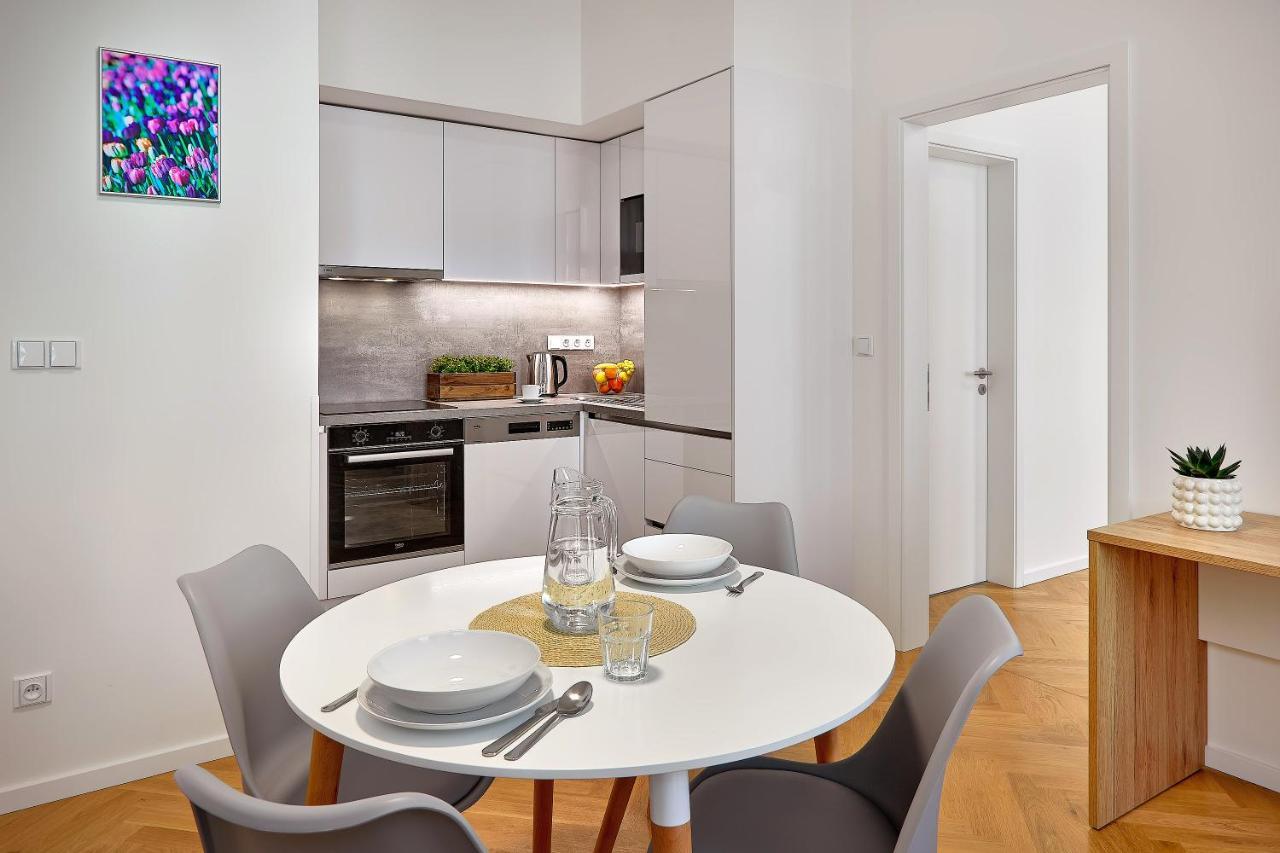 Downtown Rubesova Hotel apartamentowy Praga