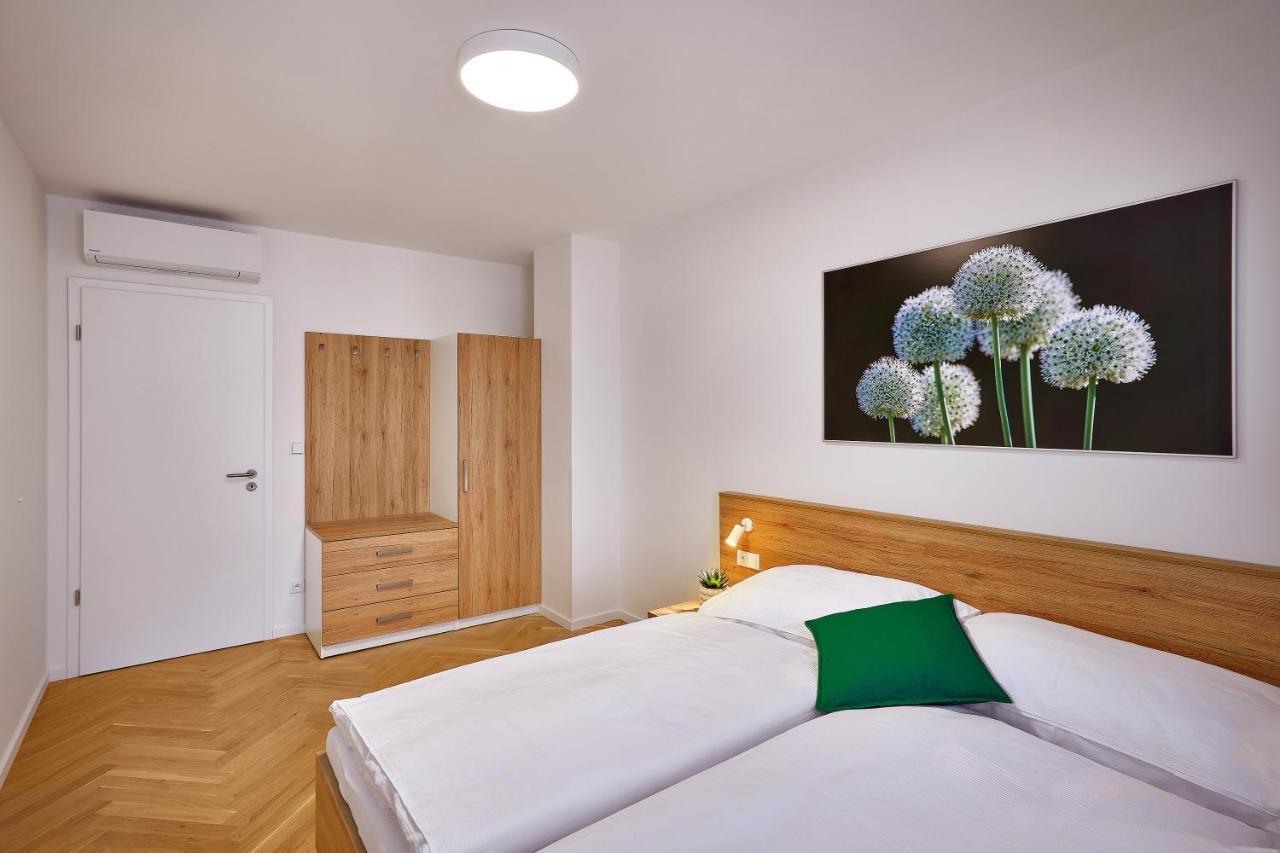 Apart-hotel Downtown Rubesova