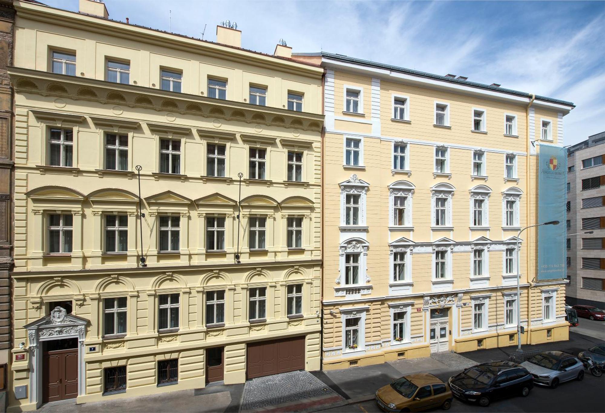 Apart-hotel Downtown Rubesova 4*