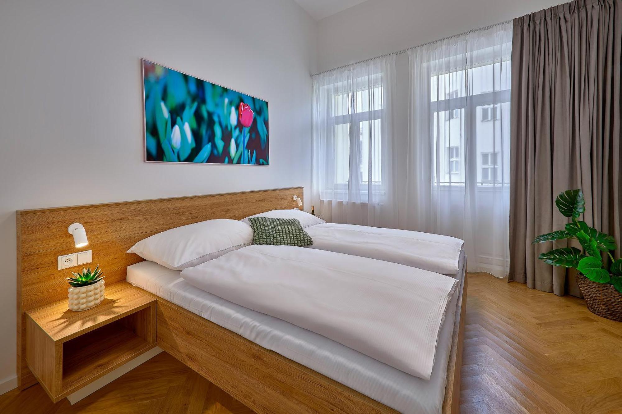 Downtown Rubesova Apart-hotel 4*